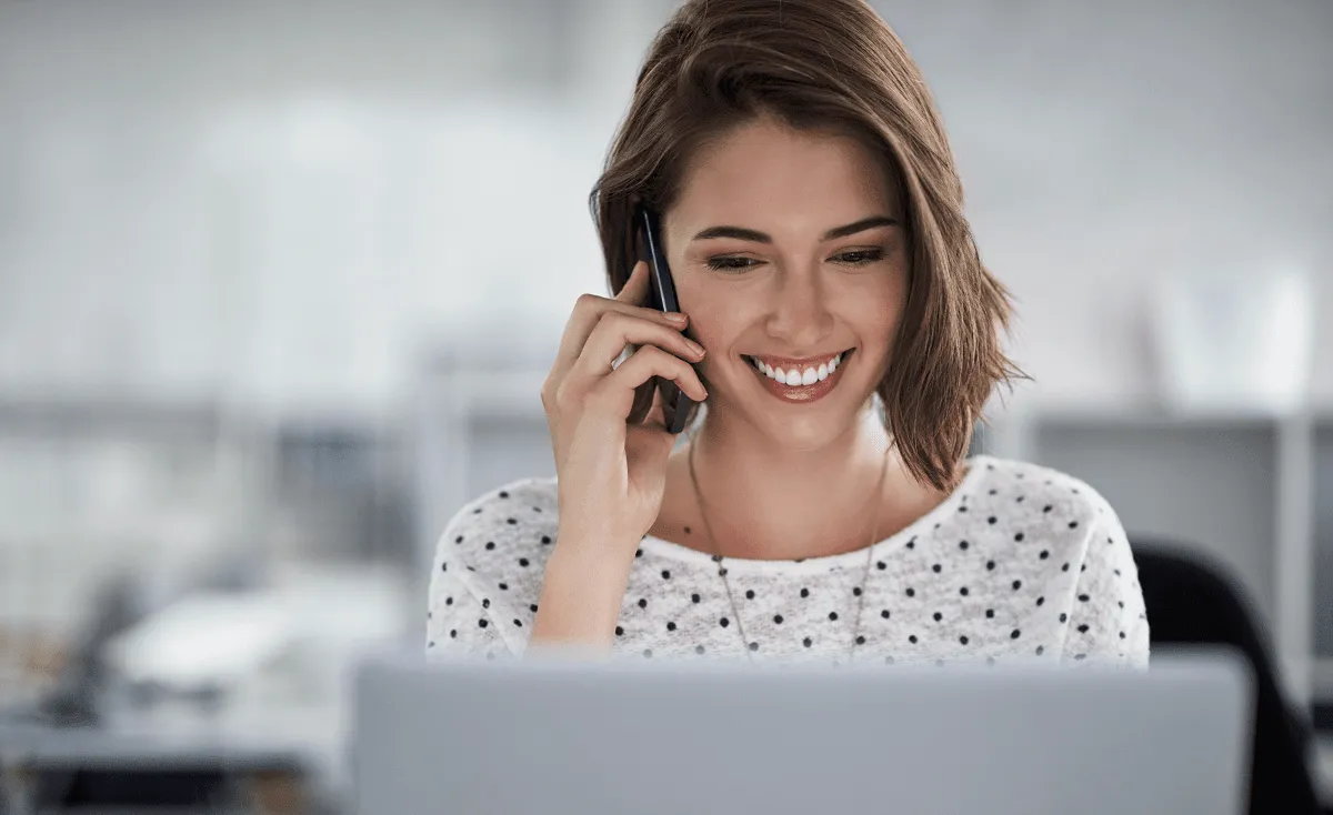 Recruiter searching for employer context on LinkedIn